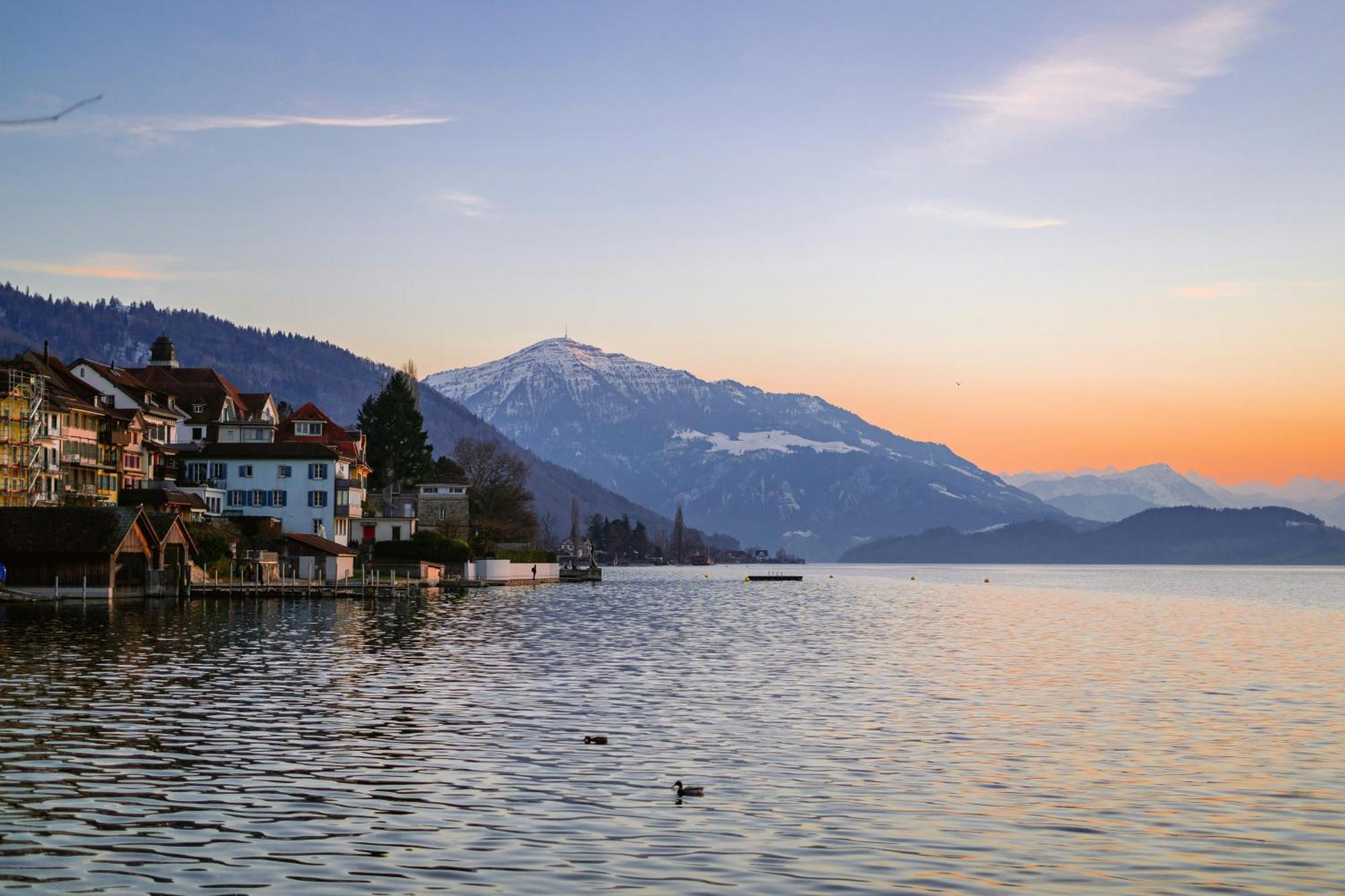 Ariser - Zug Mountain View Business Apartment Buitenkant foto